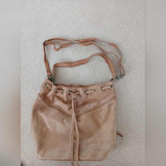 Day & Mood Leather Shoulder Bag - Picture 1 of 9
